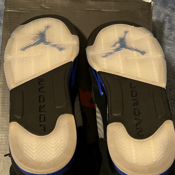 AIR JORDAN RETRO 5 - Picture 5 of 6